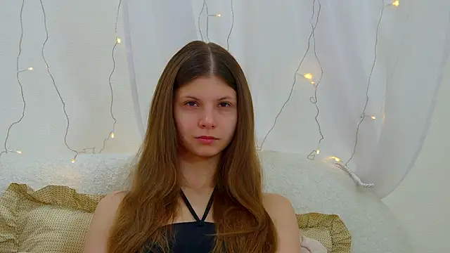 AudreyBarlow online show from February 13, 2026, 6:42 am