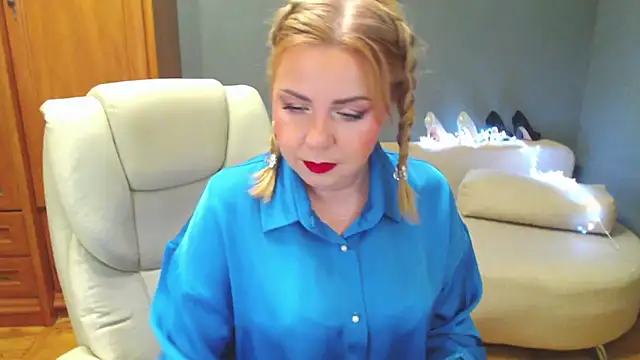 Cute sun online show from October 1, 2025, 4:13 pm