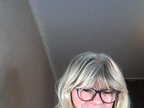 Diana 49 online show from November 11, 2025, 12:21 am