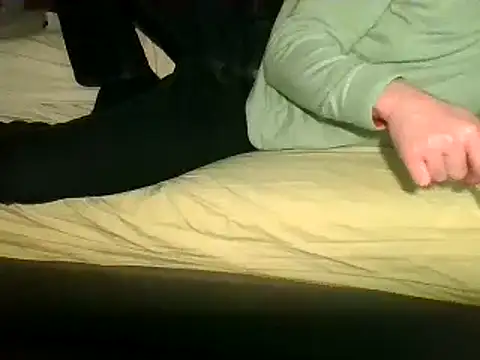 Snapshot of MmaxX004 chatting on March 22, 2025, 10:26 pm MmaxX004 online show from March 22, 2025, 10:26 pm