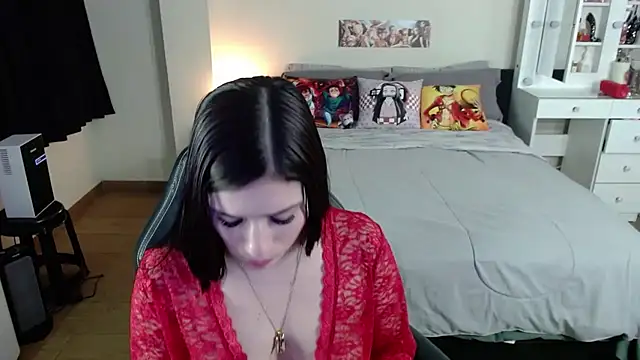 Snapshot of kittykat18x chatting on June 19, 2026, 2:05 am kittykat18x online show from June 19, 2026, 2:05 am