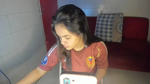 CAMILA--REY online show from January 10, 2025, 8:29 am