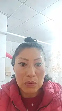 LaInsaciableIntensa online show from November 11, 2025, 8:31 pm