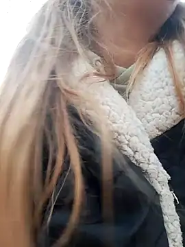 Keli Jessi online show from December 14, 2024, 1:27 pm