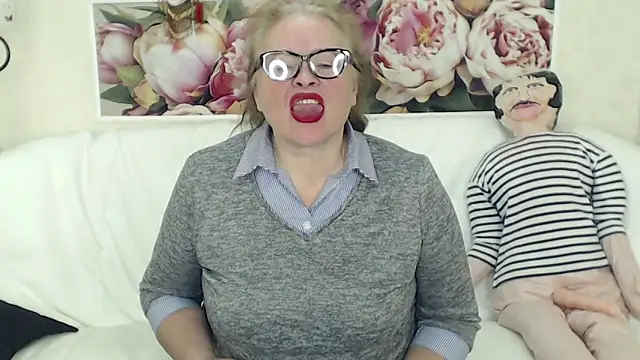 Snapshot of FlaviaSquirts chatting on November 4, 2025, 5:06 am FlaviaSquirts online show from November 4, 2025, 5:06 am