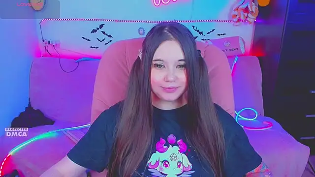 Lolisuccub online show from April 20, 2026, 2:31 pm