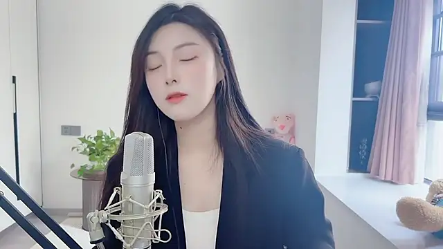 HaagenDazs  online show from December 5, 2024, 5:59 am