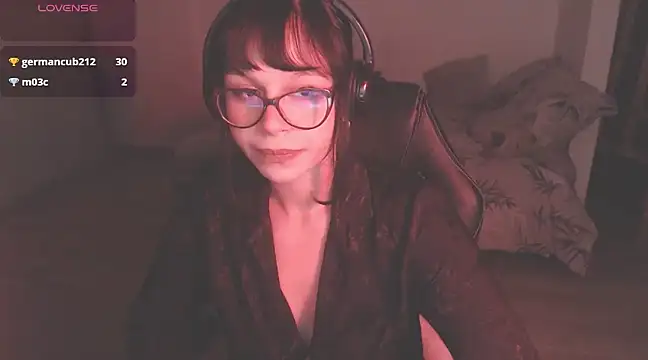 Snapshot of modjo_ chatting on January 5, 2025, 5:09 am modjo online show from January 5, 2025, 5:09 am