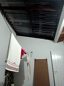 LunaZambrano online show from October 14, 2025, 12:44 am