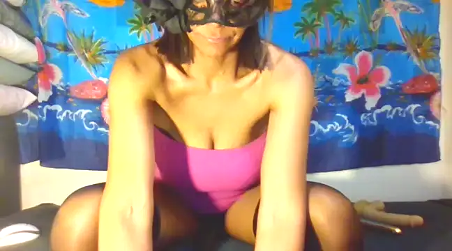 laetitiafun online show from March 5, 2025, 8:42 pm