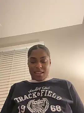 CandyLuxxxx online show from December 11, 2024, 11:21 pm