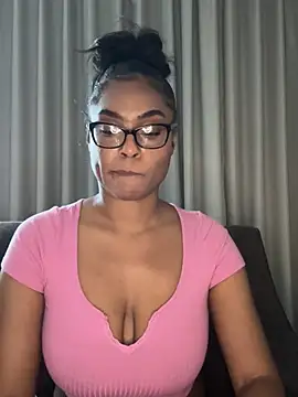 CandyLuxxxx online show from January 11, 2025, 7:38 pm