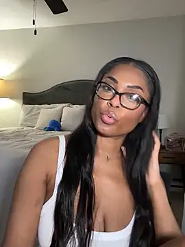 CandyLuxxxx online show from January 31, 2025, 11:24 am