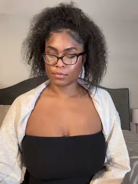 CandyLuxxxx online show from March 14, 2025, 2:10 am