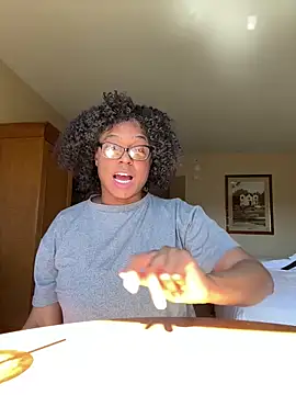 CandyLuxxxx online show from February 21, 2026, 8:43 pm