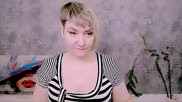 Djullia online show from April 11, 2026, 8:07 am