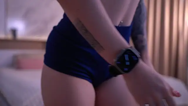 Cute Foxyxh online show from April 28, 2026, 3:22 am