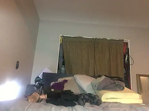 Londonfrotadejr online show from February 1, 2025, 11:43 am