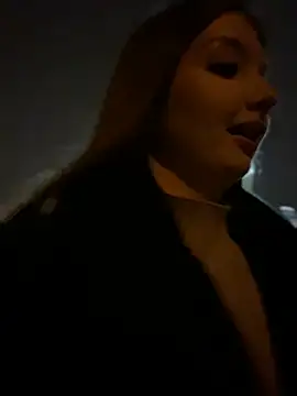 KrisMagnoly online show from December 26, 2024, 7:38 pm