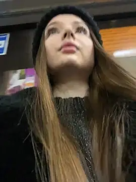 KrisMagnoly online show from January 12, 2025, 6:49 pm