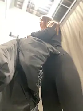 KrisMagnoly online show from February 28, 2026, 2:51 pm