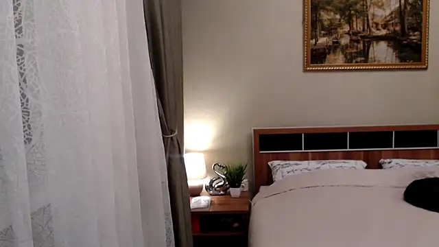 sensualEmilia online show from January 15, 2026, 7:39 pm