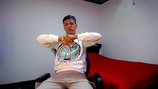 Snapshot of Deiby_casas chatting on January 1, 2025, 6:58 am Deiby casas online show from January 1, 2025, 6:58 am