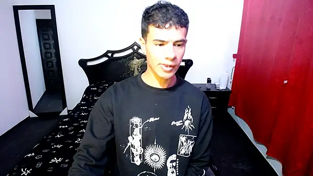 Snapshot of Deiby_casas chatting on March 7, 2025, 3:40 am Deiby casas online show from March 7, 2025, 3:40 am