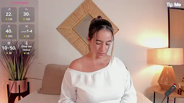 Antonellachic73 online show from February 4, 2026, 9:09 pm