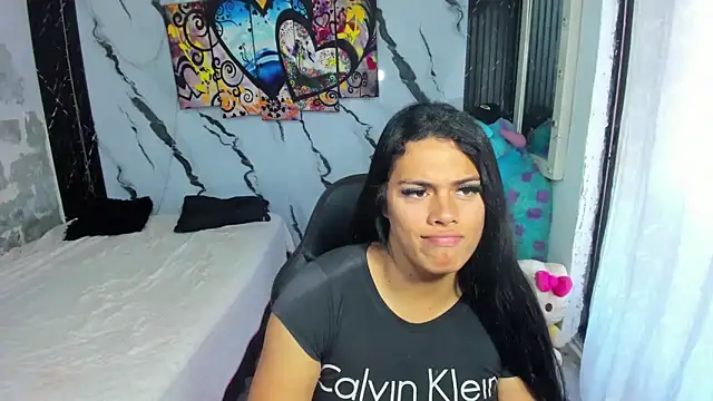 Snapshot of andromeda_xx chatting on December 19, 2025, 2:35 pm andromeda xx online show from December 19, 2025, 2:35 pm