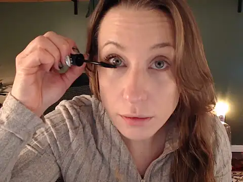 Snapshot of callmedemme chatting on July 14, 2026, 5:18 pm callmedemme online show from July 14, 2026, 5:18 pm