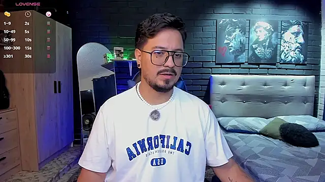 DaviidEvans  online show from June 23, 2026, 3:10 pm