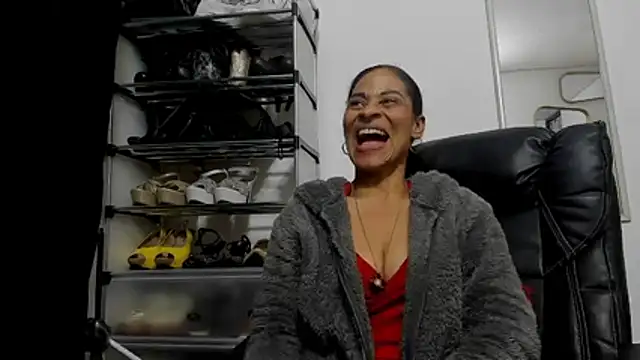 Aries Mature online show from April 8, 2026, 12:21 am