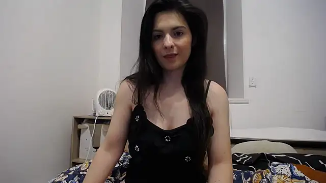 desirmiss1 online show from February 7, 2025, 11:01 am