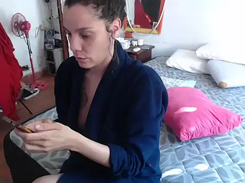 Snapshot of deftoolceles chatting on October 8, 2025, 12:47 pm deftoolceles online show from October 8, 2025, 12:47 pm