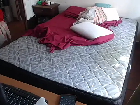 Snapshot of deftoolceles chatting on October 16, 2025, 2:07 pm deftoolceles online show from October 16, 2025, 2:07 pm