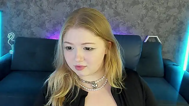 Tinker Belll online show from March 29, 2026, 12:49 pm