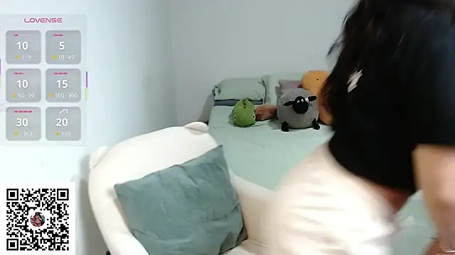 valentina angel online show from February 2, 2026, 3:16 am