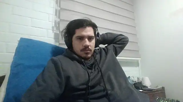hung weeb online show from May 7, 2026, 1:11 am
