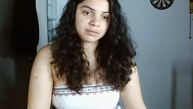 Snapshot of Nikkykora15 chatting on May 27, 2026, 1:57 am Nikkykora15 online show from May 27, 2026, 1:57 am