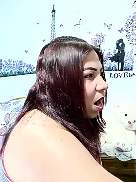 Snapshot of Alyona21 chatting on January 18, 2025, 11:33 pm Alyona21 online show from January 18, 2025, 11:33 pm