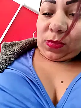 Snapshot of Alyona21 chatting on March 21, 2025, 1:56 pm Alyona21 online show from March 21, 2025, 1:56 pm