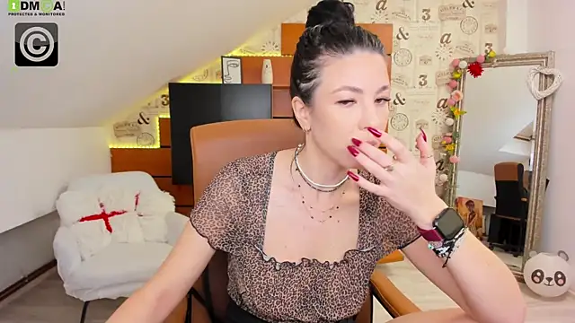 EmillyTaylor online show from December 20, 2025, 5:03 am