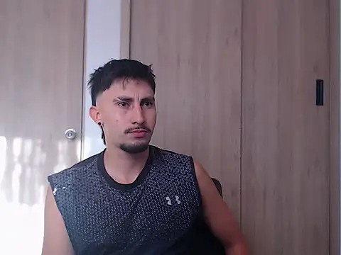 Snapshot of ChrisDamon chatting on September 9, 2025, 12:37 pm ChrisDamon online show from September 9, 2025, 12:37 pm