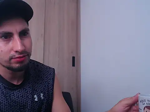 Snapshot of ChrisDamon chatting on October 5, 2025, 1:53 pm ChrisDamon online show from October 5, 2025, 1:53 pm