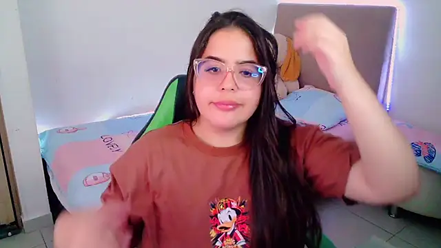  alicia z online show from February 4, 2025, 9:10 pm