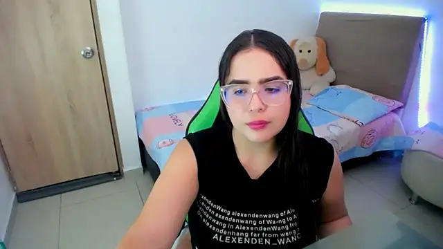  alicia z online show from February 28, 2025, 5:37 pm