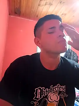 Snapshot of ynose2 chatting on October 26, 2025, 4:35 pm ynose2 online show from October 26, 2025, 4:35 pm