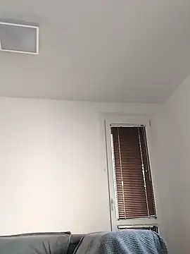 Snapshot of Viola_sweet_honey chatting on March 13, 2026, 8:43 am Viola sweet honey online show from March 13, 2026, 8:43 am