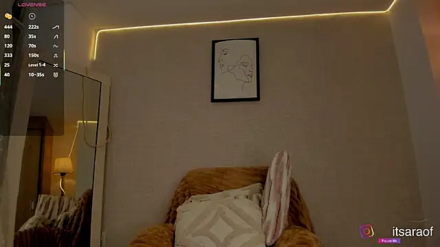 sara cruz011 online show from October 31, 2025, 2:23 am